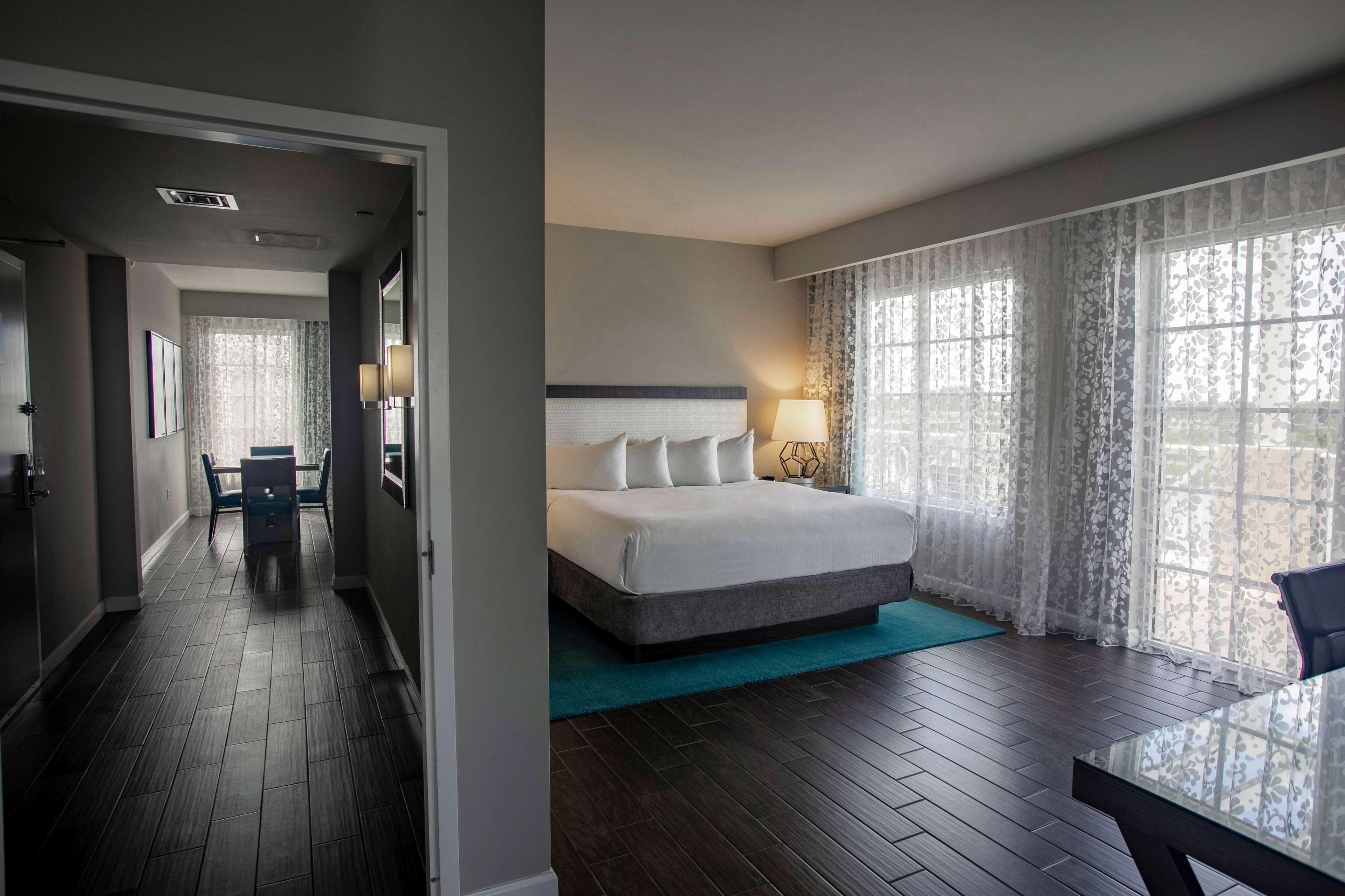 Wyndham Grand Jupiter At Harbourside Place Exterior photo