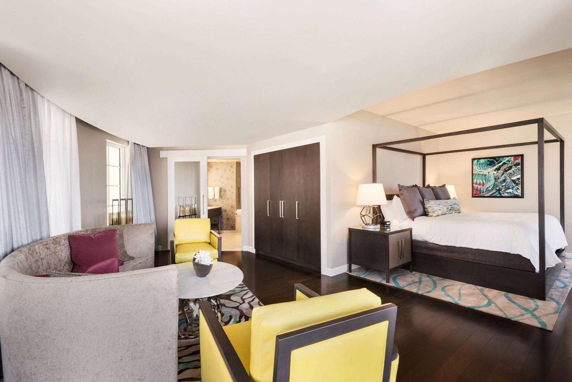 Wyndham Grand Jupiter At Harbourside Place Exterior photo