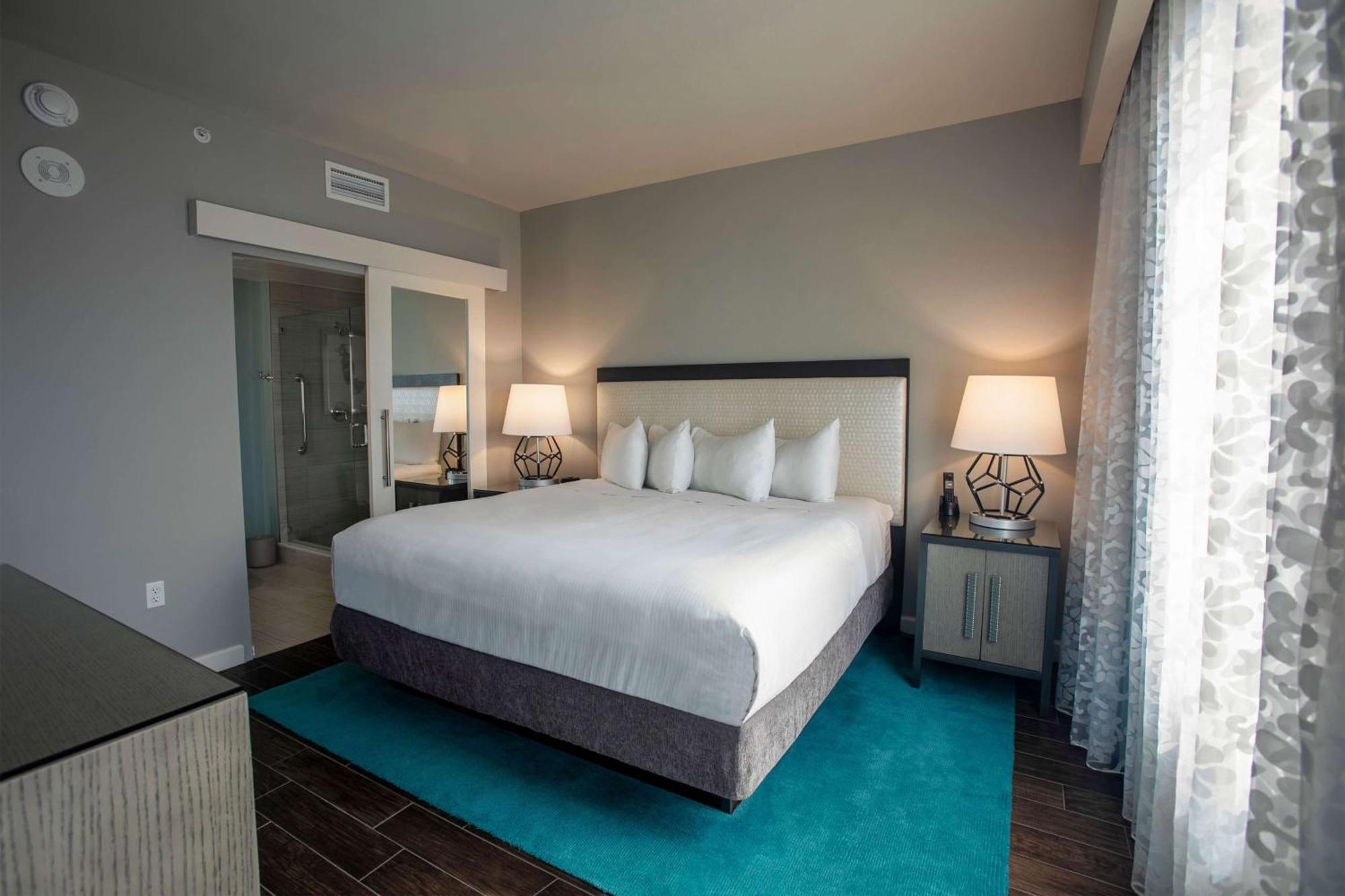 Wyndham Grand Jupiter At Harbourside Place Exterior photo