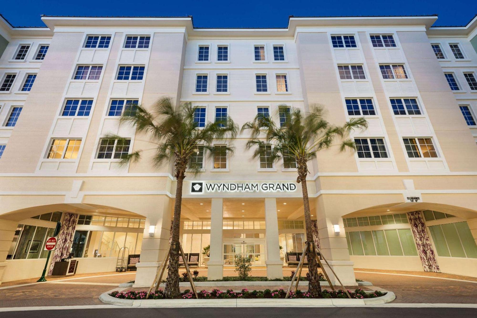 Wyndham Grand Jupiter At Harbourside Place Exterior photo